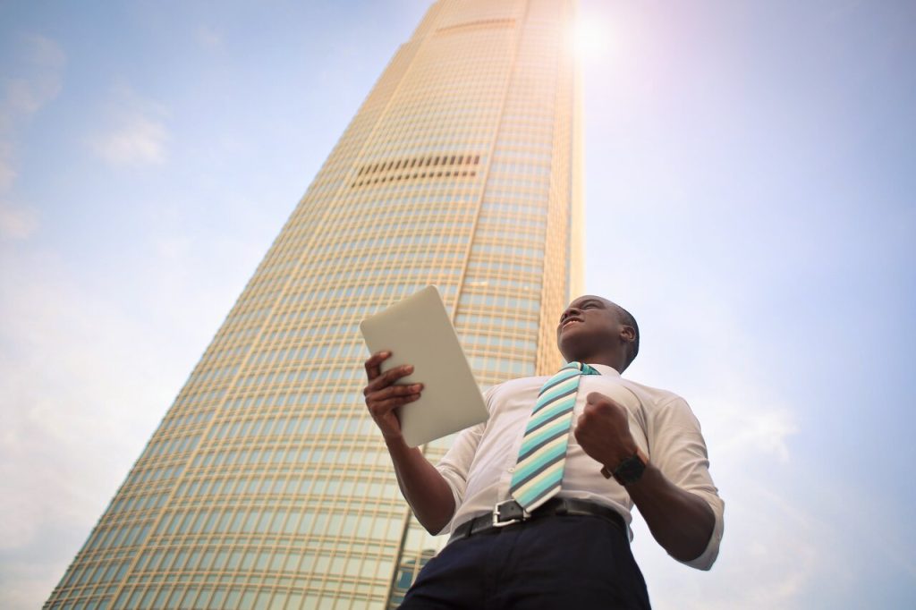 How an H1B visa holder can use the EB-5 investor program to get a Green Card